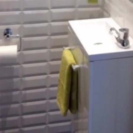 # Toulon Hyper Centre # Mini Loft Tout Equipe # Golden Nest Apartman *