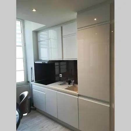 Apartman # Toulon Hyper Centre # Mini Loft Tout Equipe # Golden Nest Toulon